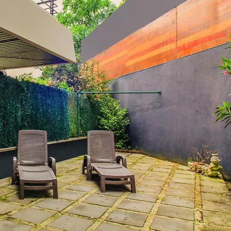 Apartamento Modern In With Pool