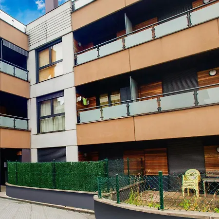 Modern In With Pool Apartamento Ramales de la Victoria