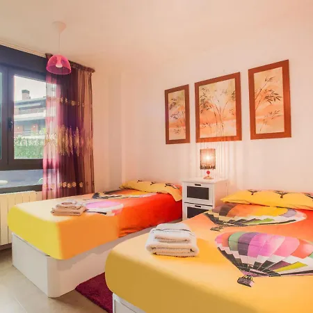 Modern In With Pool Apartamento